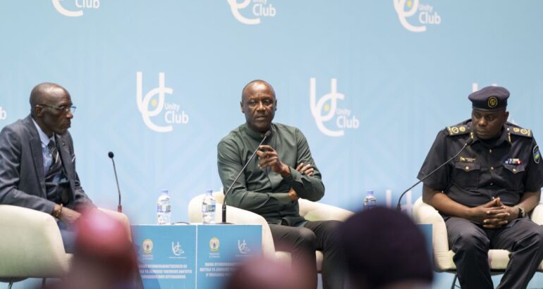 Gen Ibingira yatanze ubuhamya bw’ibyabaye umunsi wa mbere ahura na Perezida Kagame ku rugamba