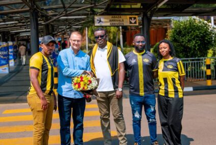 AMAFOTO – Umutoza wa Mukura VS, Tomáš Trucha, yageze mu Rwanda aho aje gutangira akazi