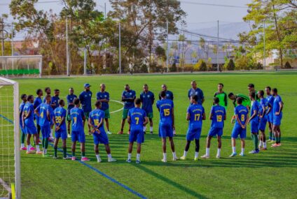 Cassa Mbungo yahamagaye ikipe y’igihugu y’u Rwanda U20, banatangira imyitozo yitegura imikino ya CECAFA izabera muri Tanzania Cassa Mbungo yahamagaye ikipe y’igihugu y’u Rwanda U20, banatangira imyitozo yitegura imikino ya CECAFA izabera muri Tanzania