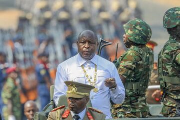 Ndayishimiye arajwe ishinga no kongera Interahamwe ze kugirango Amaronko ya Kongo yiyongere